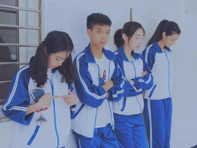 學生服是教育與社會文化的共同積淀